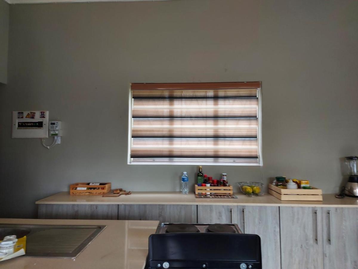 Recoupe Apartment อีสต์ลอนดอน ภายนอก รูปภาพ