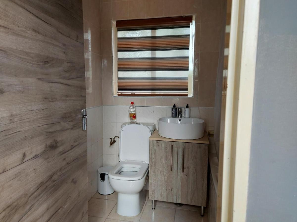 Recoupe Apartment อีสต์ลอนดอน ภายนอก รูปภาพ