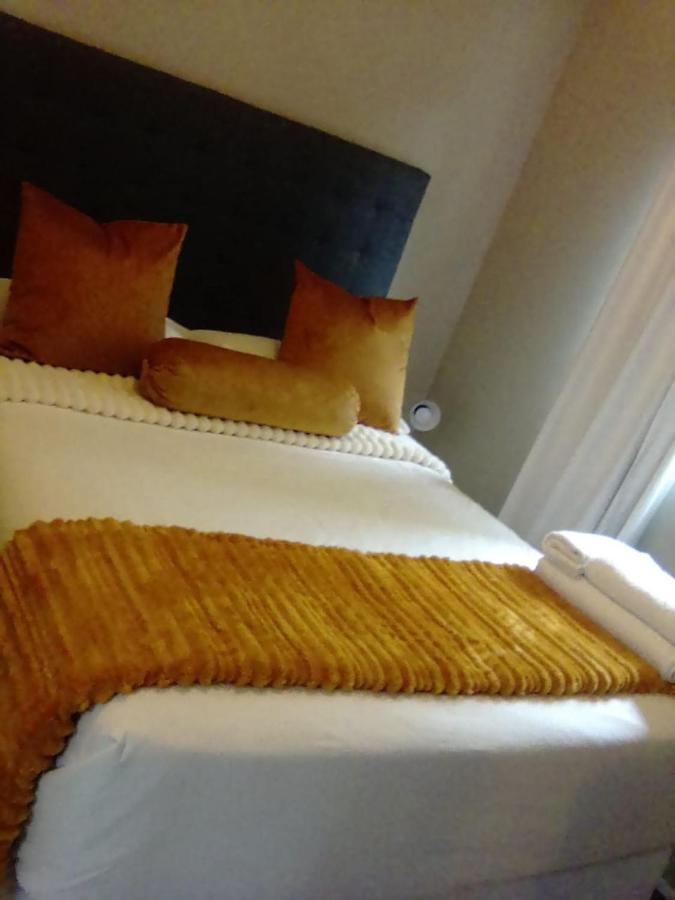 Recoupe Apartment อีสต์ลอนดอน ภายนอก รูปภาพ