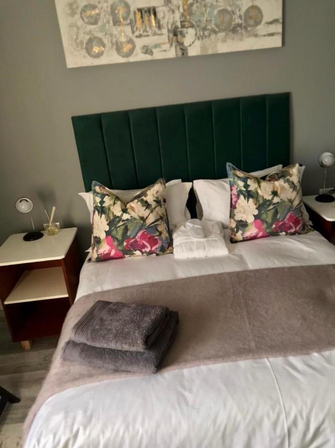 Recoupe Apartment อีสต์ลอนดอน ภายนอก รูปภาพ